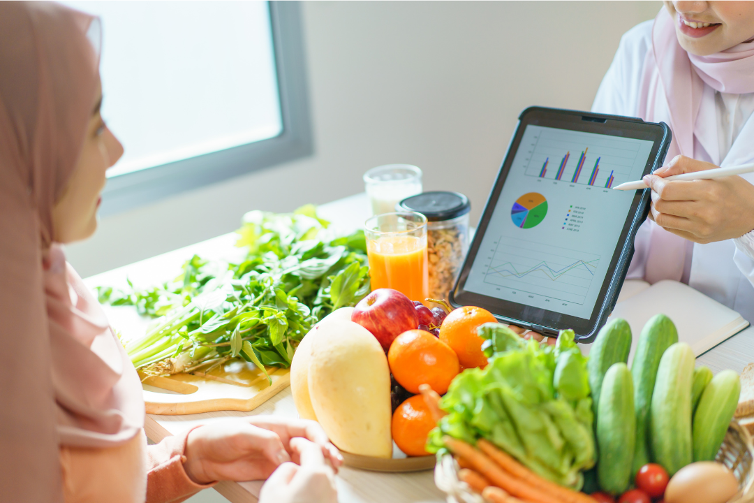 Evaluación nutricional integral con análisis de hábitos, historial médico y metas en Bogotá.